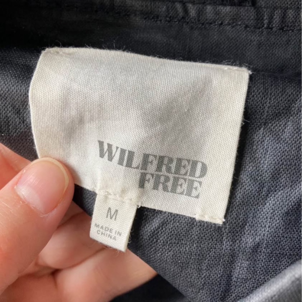 Aritzia Wilfred long coat, 100% linen - Picture 2 of 5